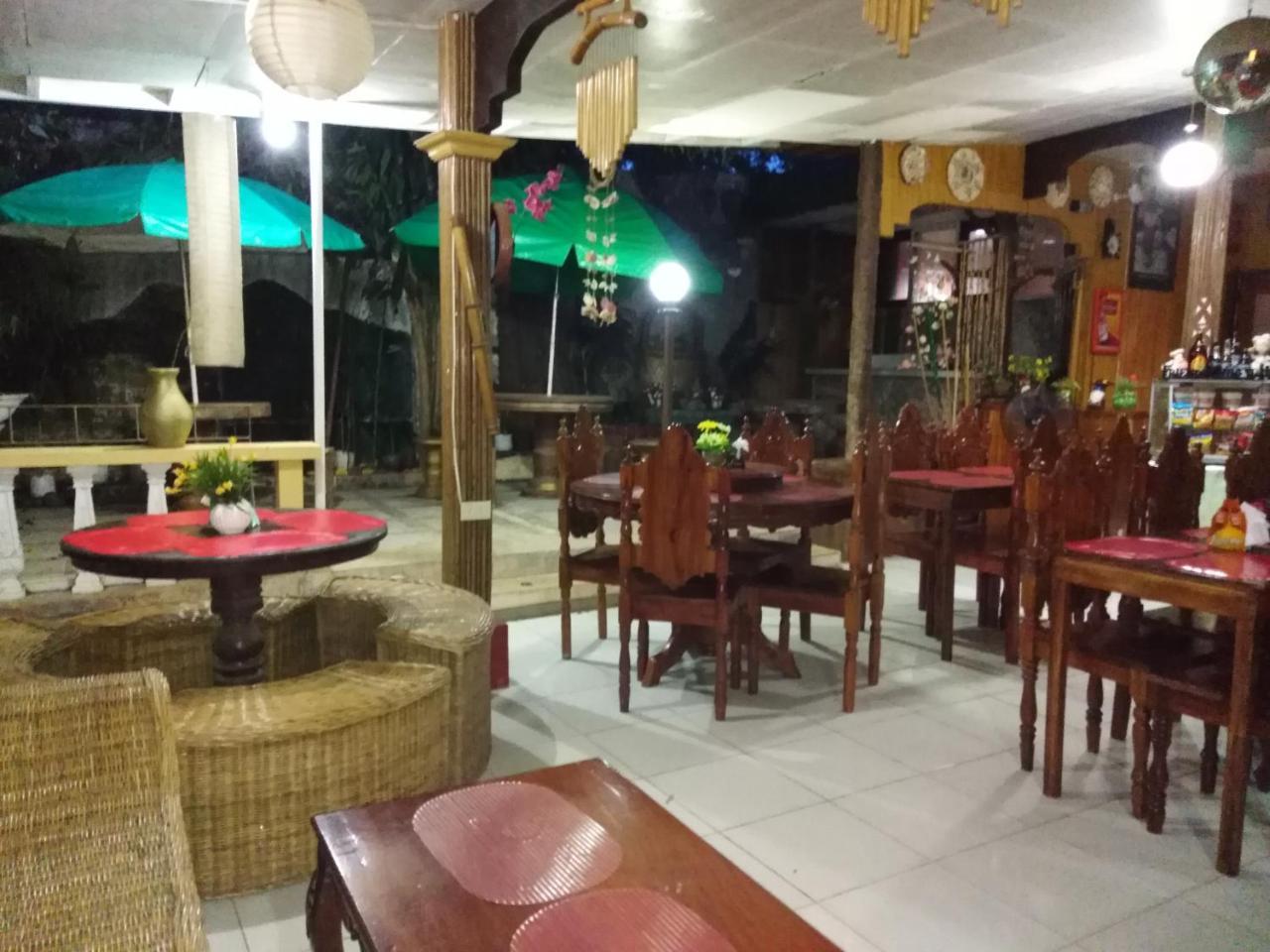 D'Lucky Garden Inn & Suites Tiniguiban Екстер'єр фото